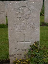 Etaples Military Cemetery - Richardson, J L